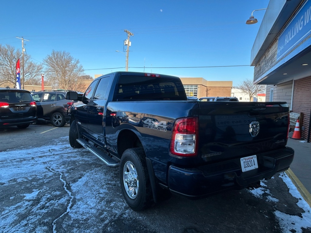 RAM 2500 Big Horn 4x4 Crew Cab 6'4" Box 2021