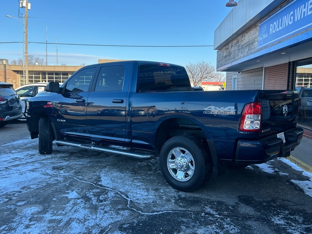RAM 2500 Big Horn 4x4 Crew Cab 6'4" Box 2021