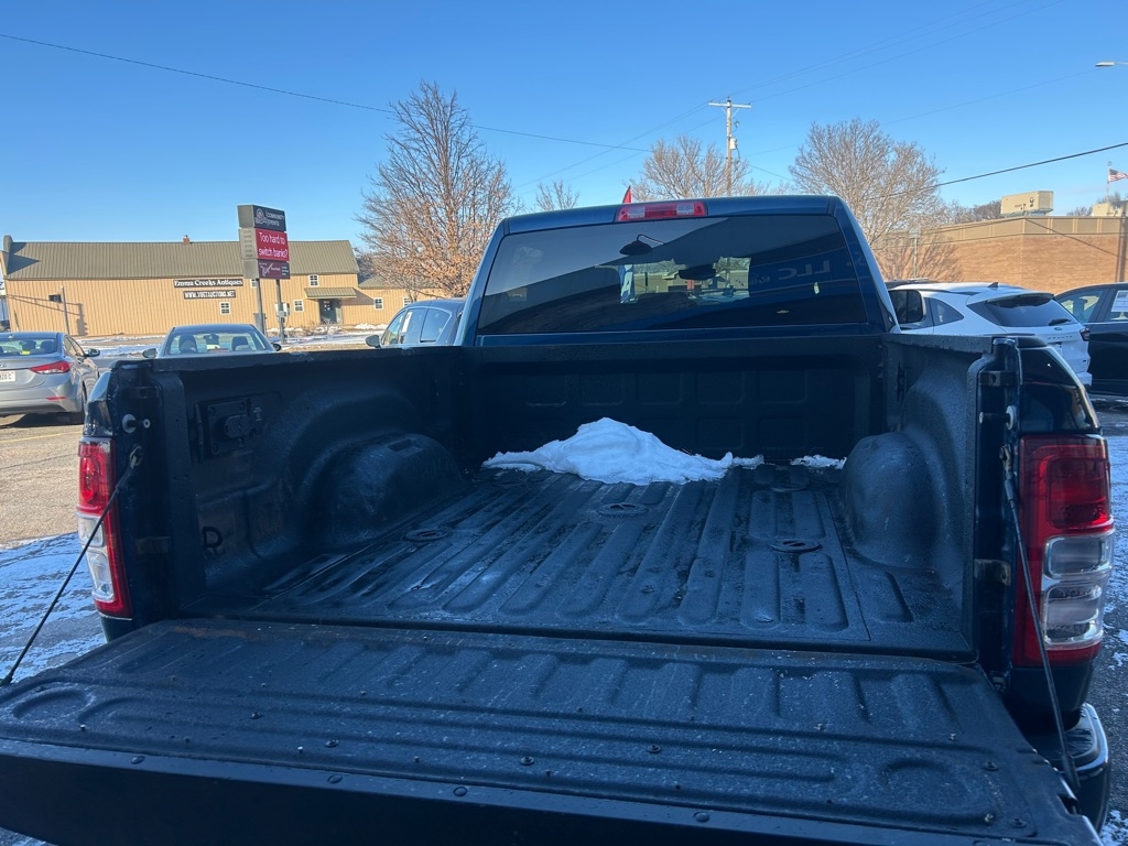 RAM 2500 Big Horn 4x4 Crew Cab 6'4" Box 2021