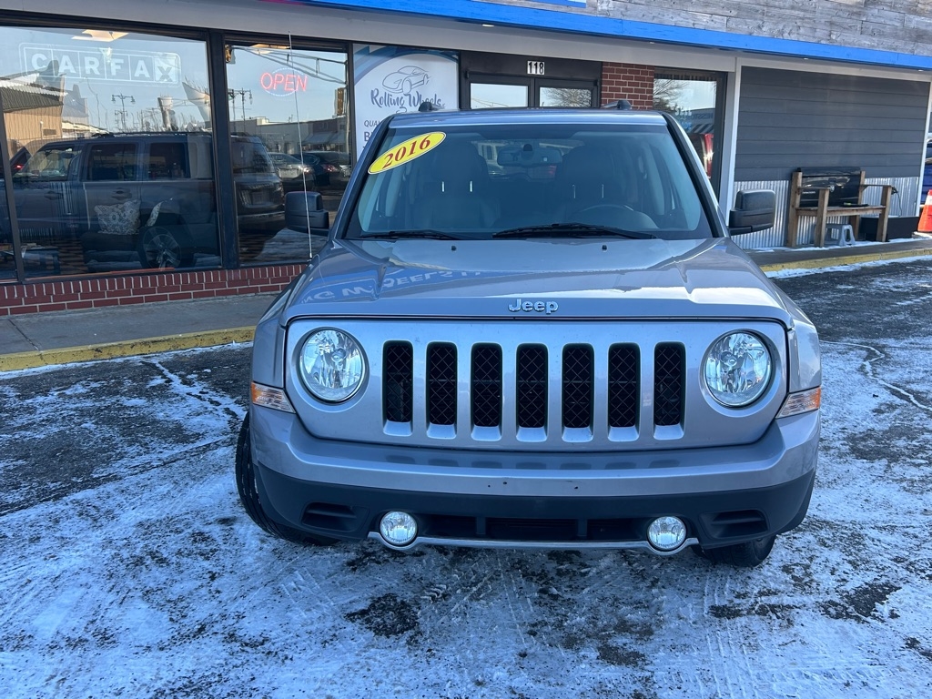 Jeep Patriot Latitude 2WD 2016