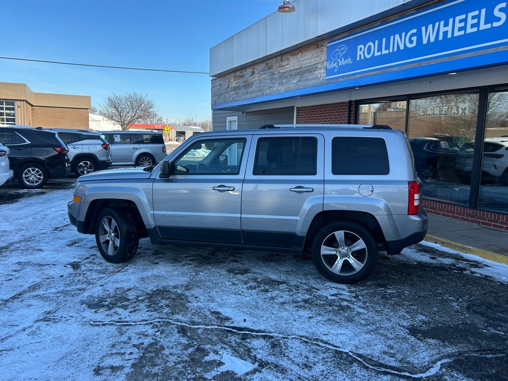 Jeep Patriot Latitude 2WD 2016