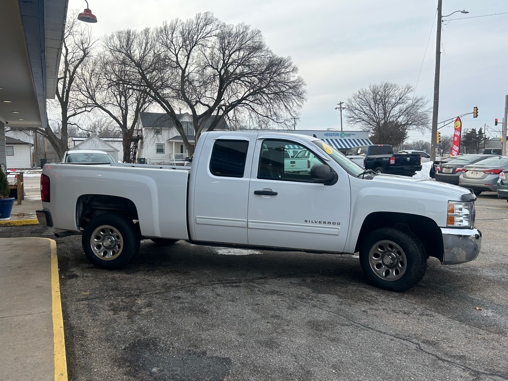 Chevrolet Silverado 1500 LS Extended Cab 2WD 2013