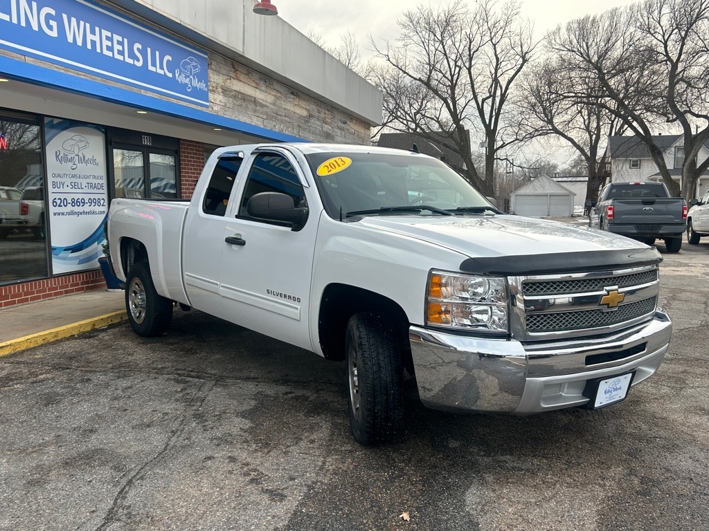 Chevrolet Silverado 1500 LS Extended Cab 2WD 2013
