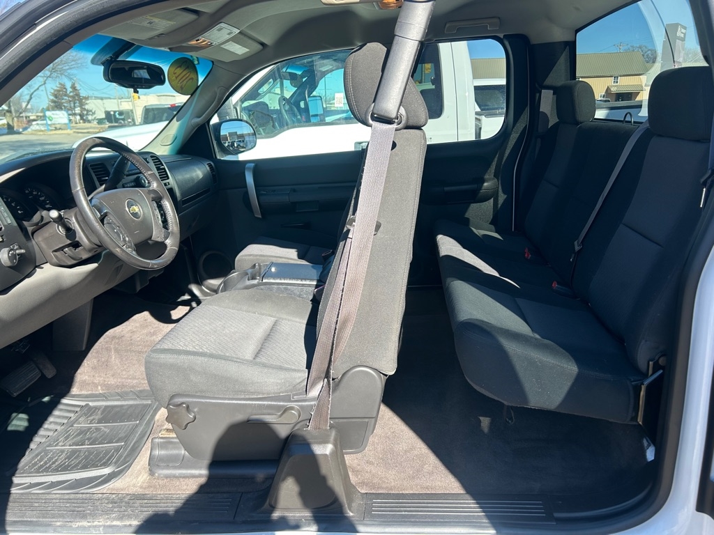 Chevrolet Silverado 1500 LS Extended Cab 2WD 2013