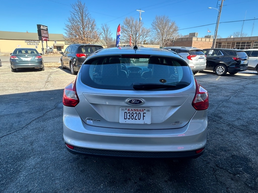 Ford Focus SE Hatch 2014