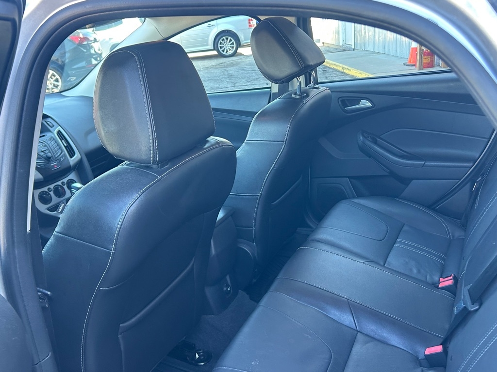 Ford Focus SE Hatch 2014