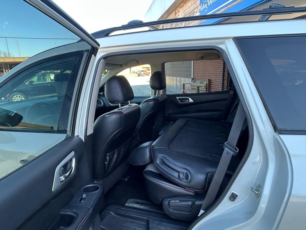 Nissan Pathfinder Rock Creek 4WD 2019