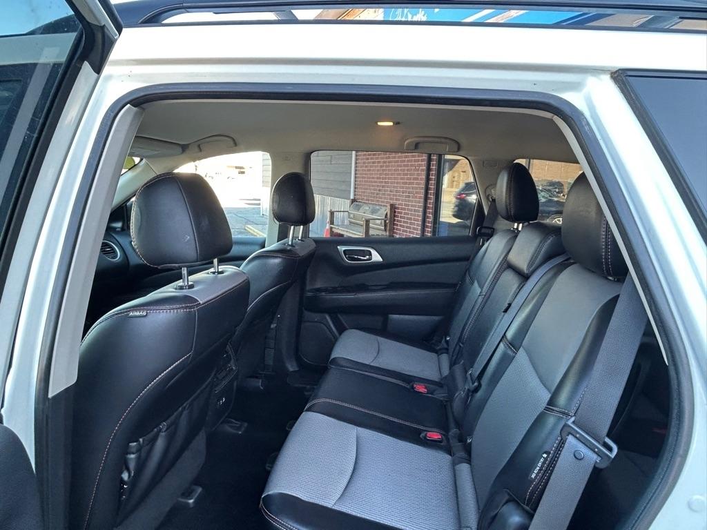 Nissan Pathfinder Rock Creek 4WD 2019