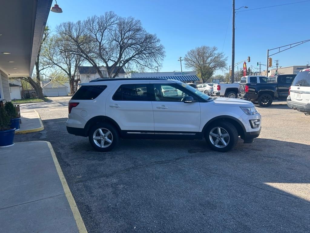 Ford Explorer XLT 4WD 2017