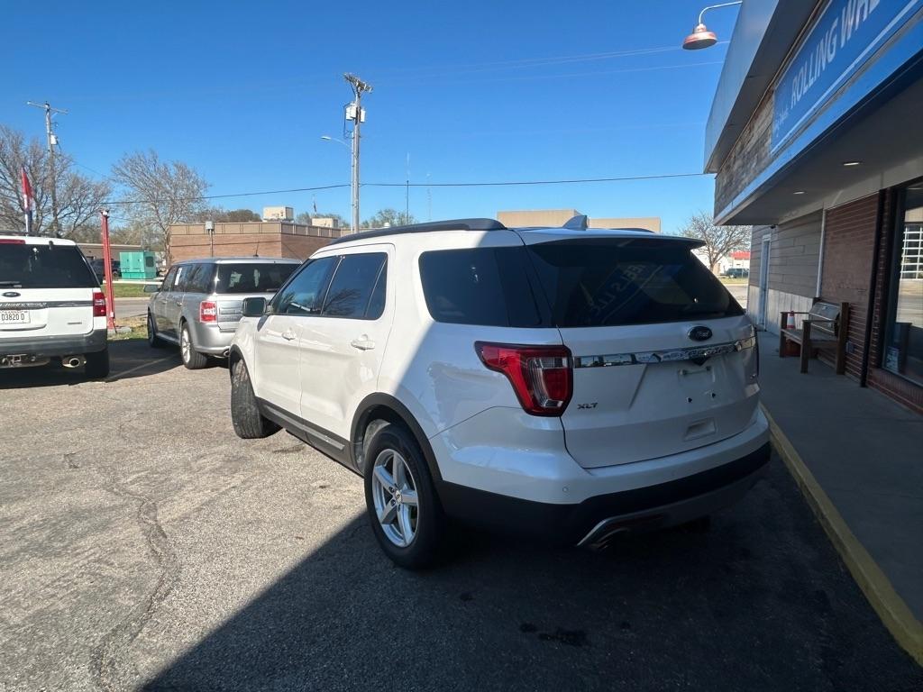 Ford Explorer XLT 4WD 2017