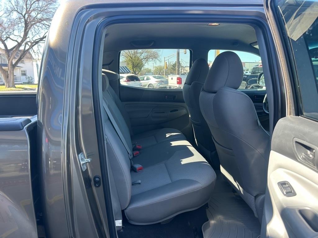 Toyota Tacoma PreRunner Double Cab V6 Auto 2WD 2013