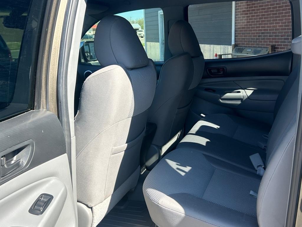 Toyota Tacoma PreRunner Double Cab V6 Auto 2WD 2013