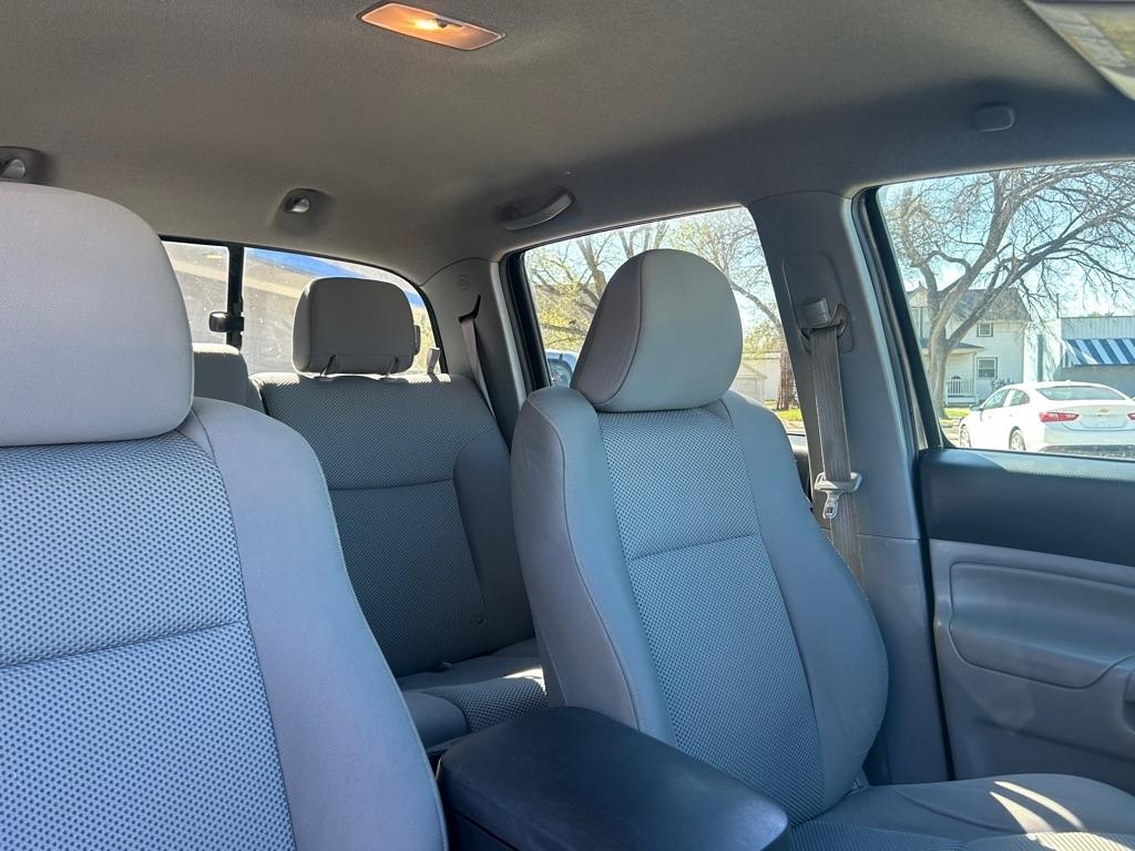 Toyota Tacoma PreRunner Double Cab V6 Auto 2WD 2013