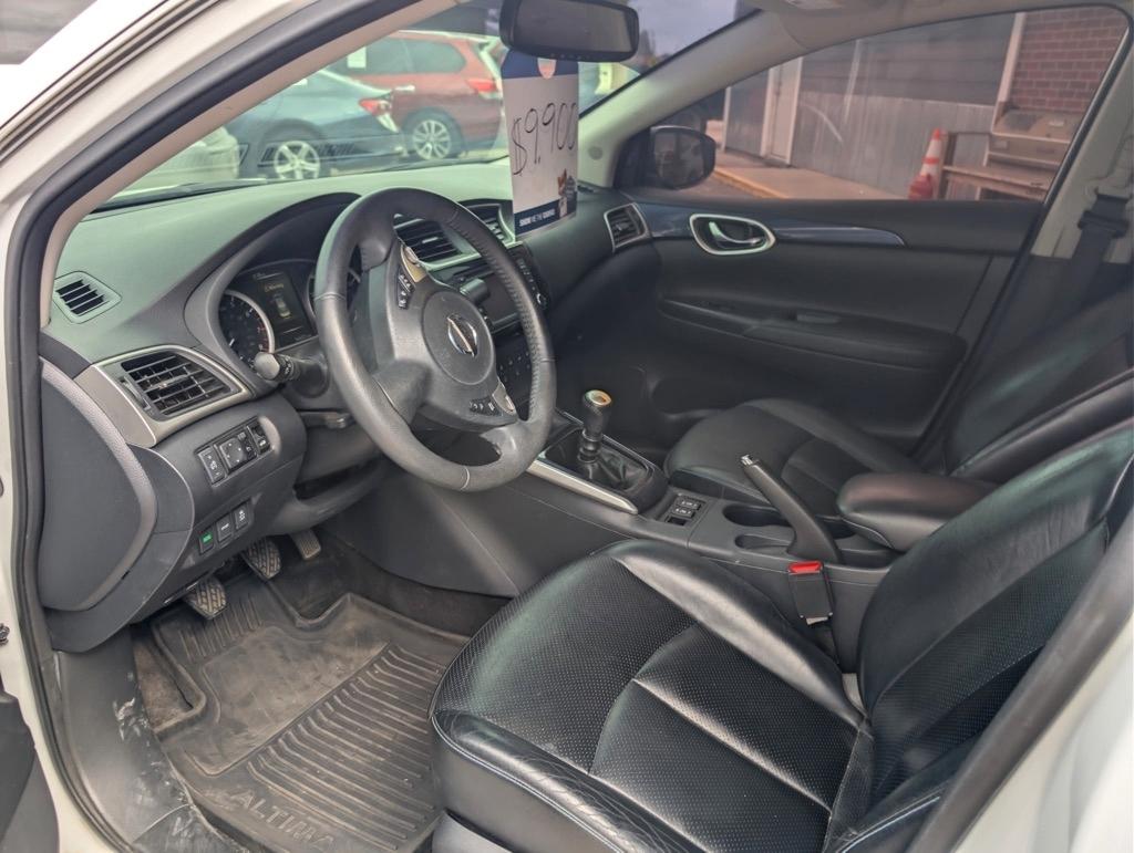 Nissan Sentra SR TURBO 6MT 2017