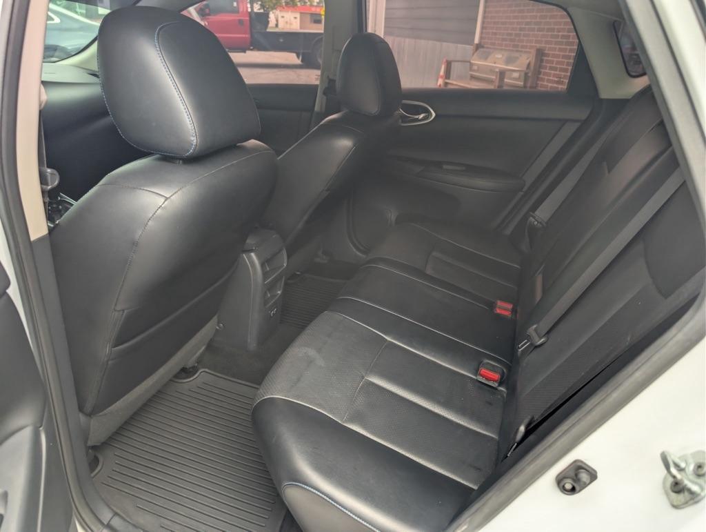Nissan Sentra SR TURBO 6MT 2017