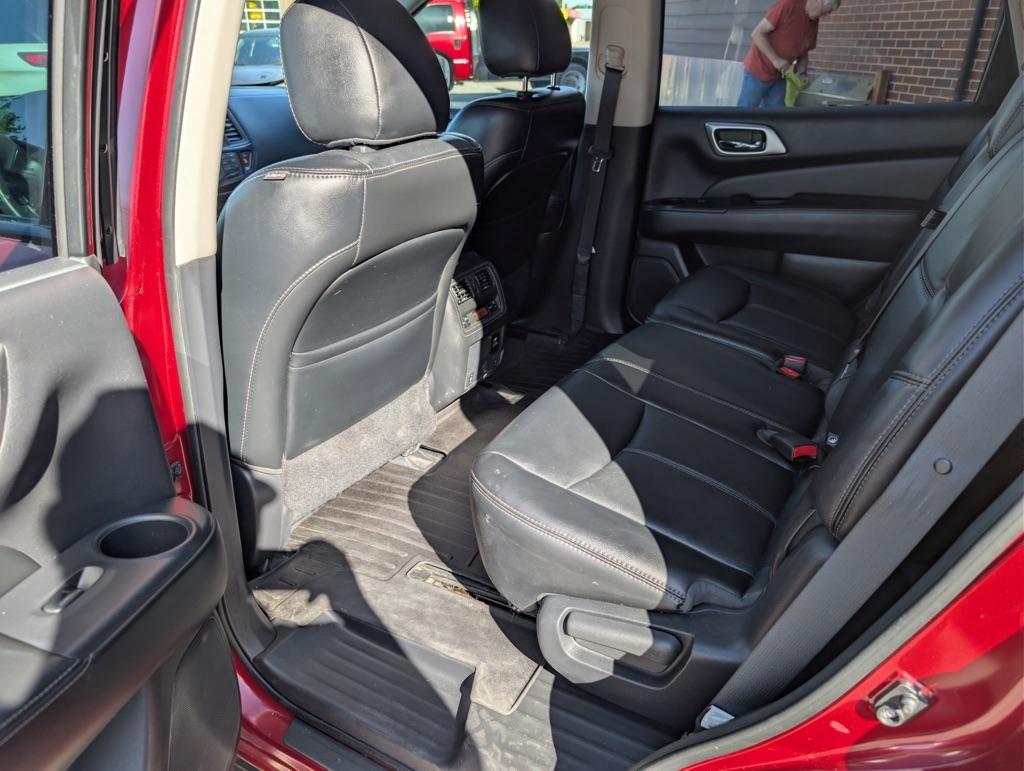 Nissan Pathfinder SL 4WD 2015