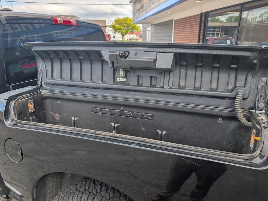 RAM 1500 SSV Crew Cab SWB 4WD 2018