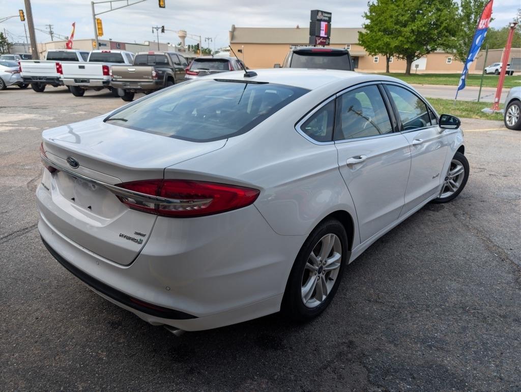 Ford Fusion Hybrid SE 2018