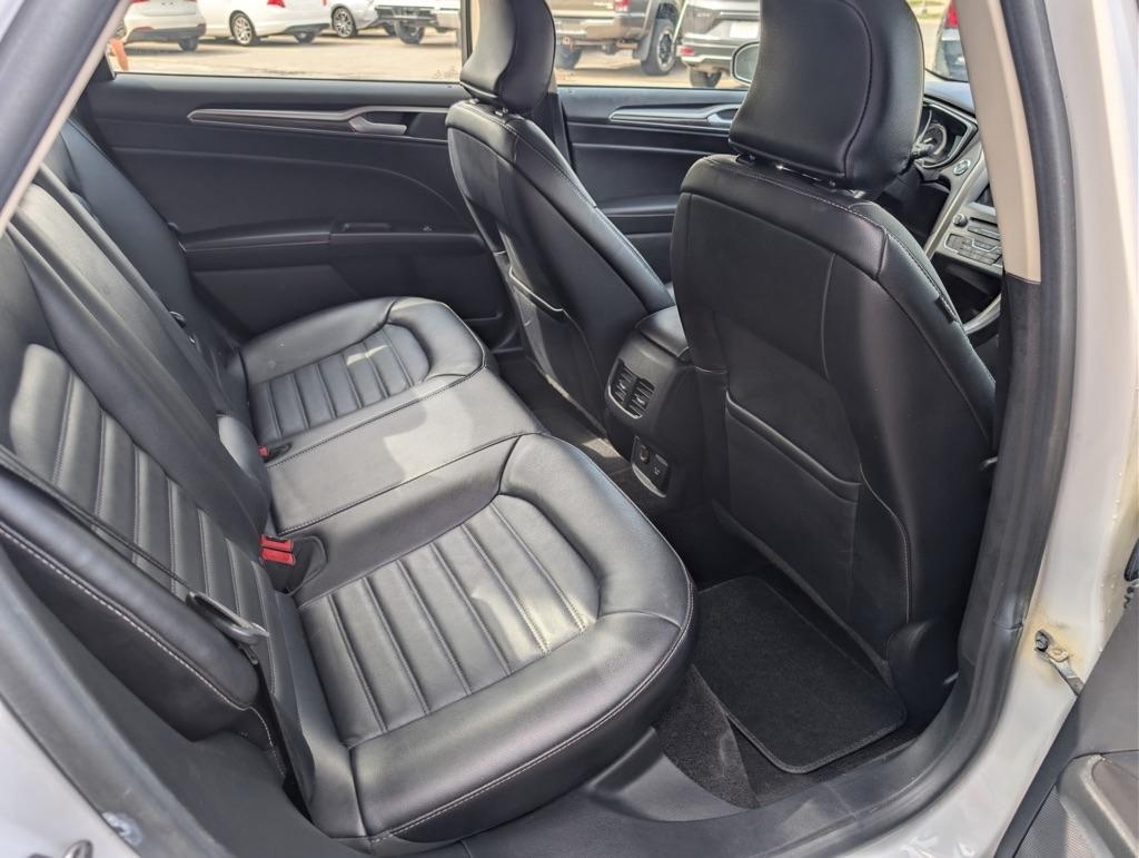 Ford Fusion Hybrid SE 2018