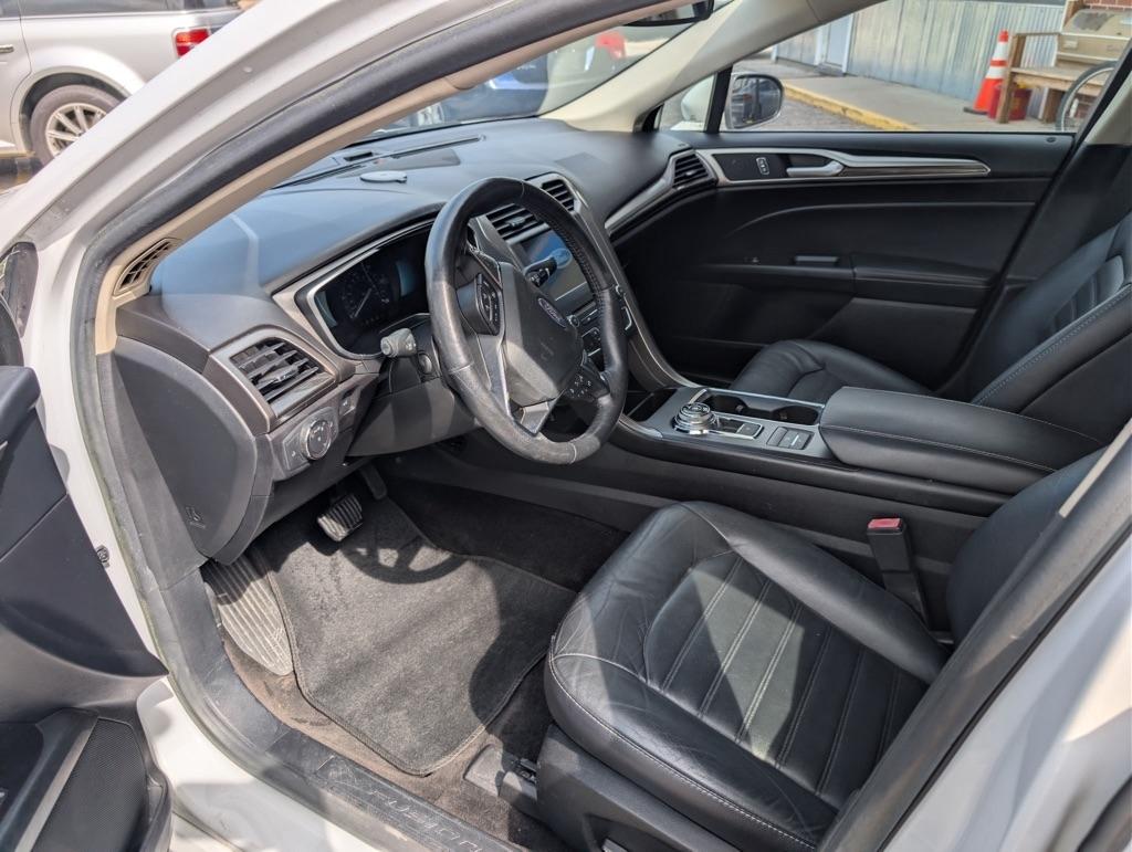 Ford Fusion Hybrid SE 2018