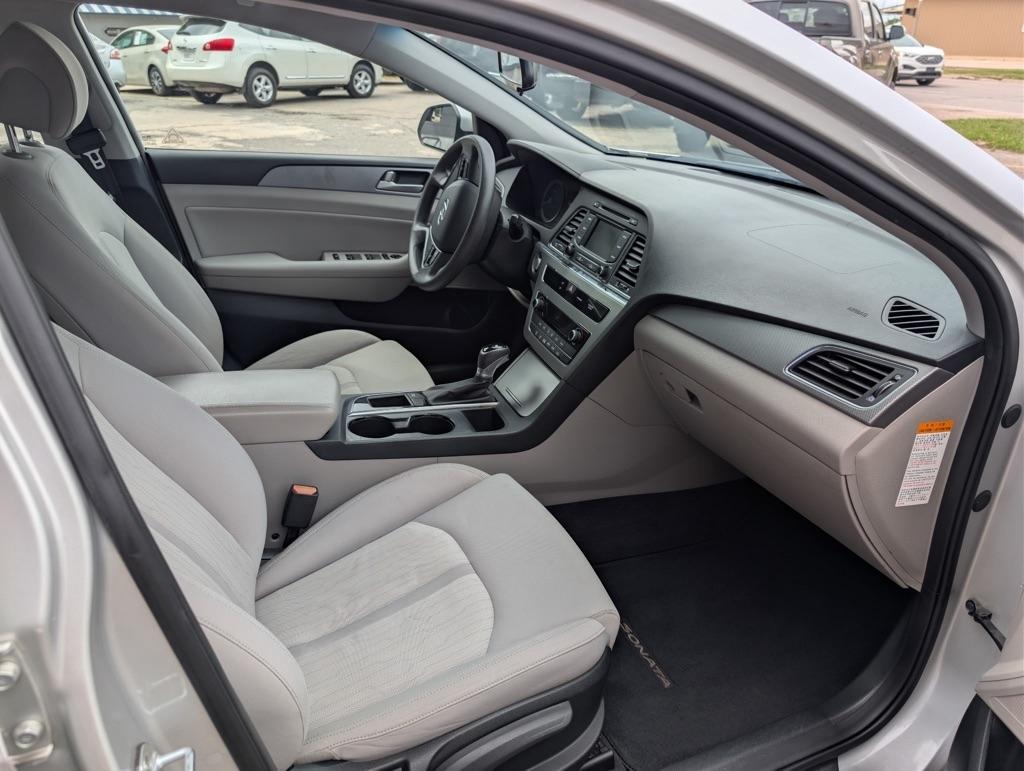 Hyundai Sonata Hybrid Blue 2.0L 2016