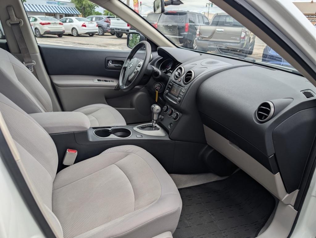 Nissan Rogue S 2WD 2013