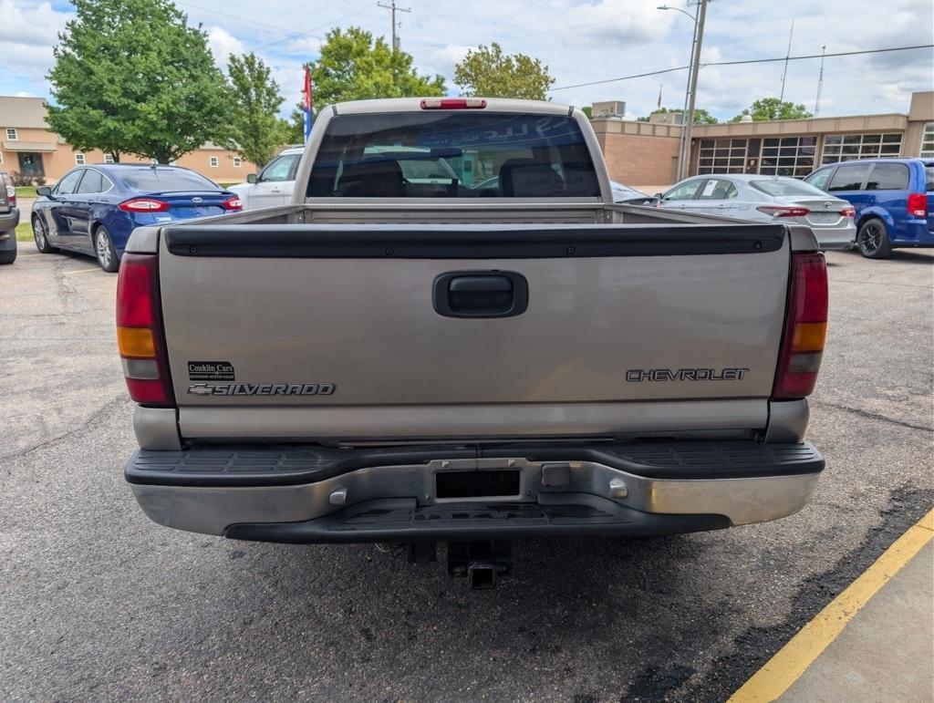 Chevrolet Silverado 1500 Ext. Cab Short Bed 2WD 2001