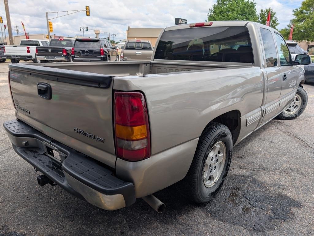 Chevrolet Silverado 1500 Ext. Cab Short Bed 2WD 2001