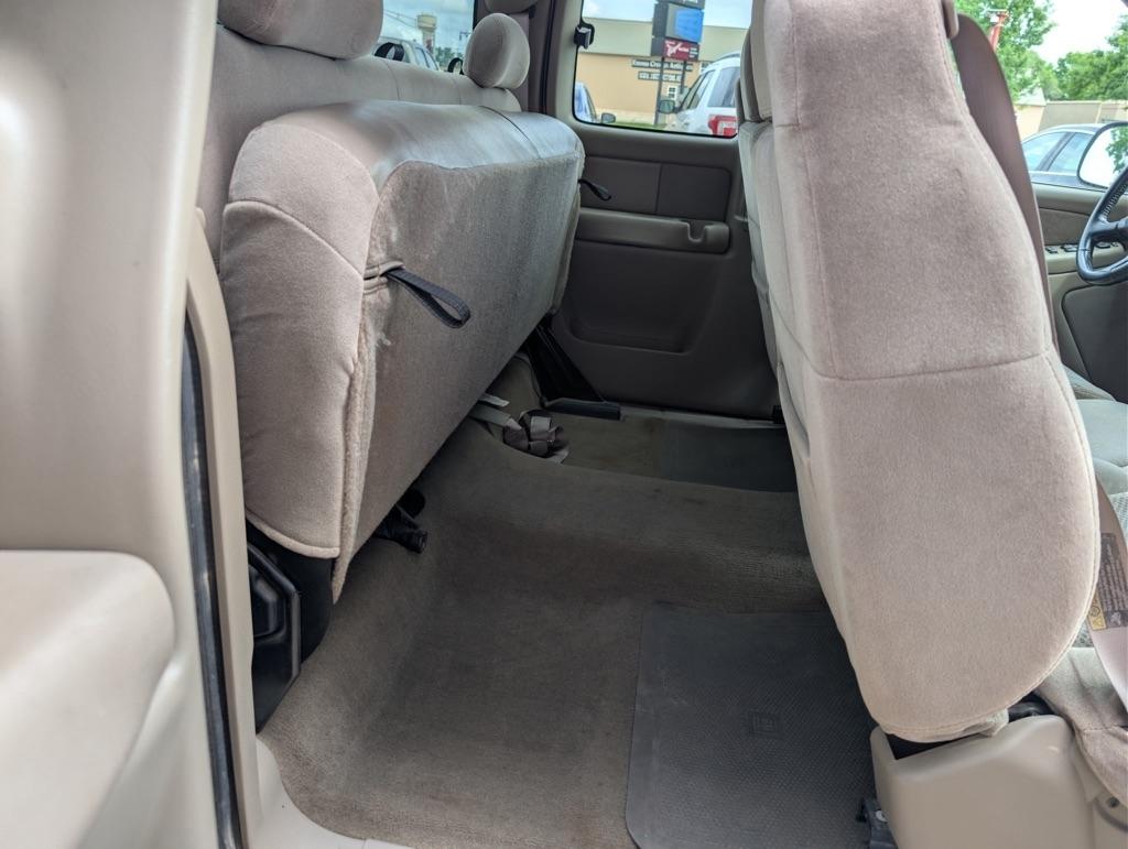Chevrolet Silverado 1500 Ext. Cab Short Bed 2WD 2001