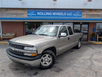 2001 Chevrolet Silverado 1500 Ext. Cab Short Bed 2WD