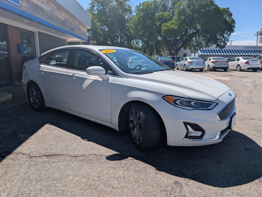 Ford Fusion Hybrid Titanium 2019