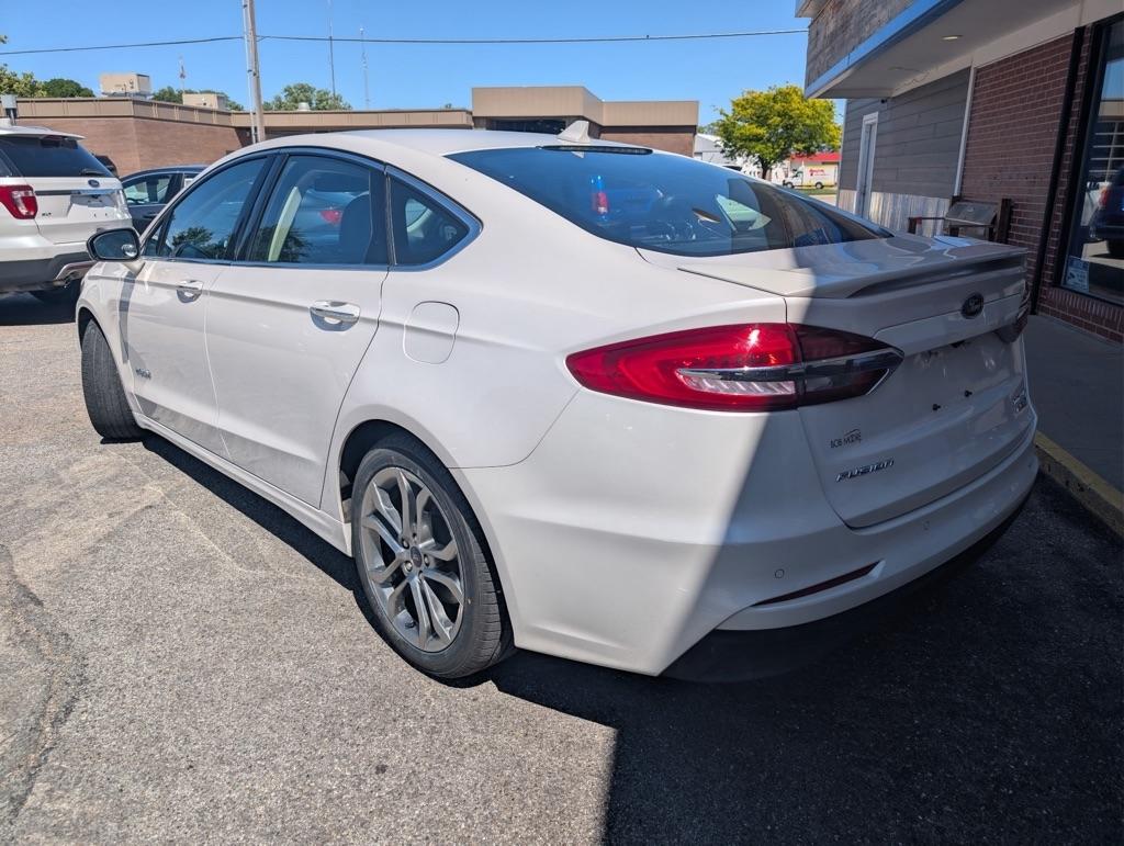 Ford Fusion Hybrid Titanium 2019