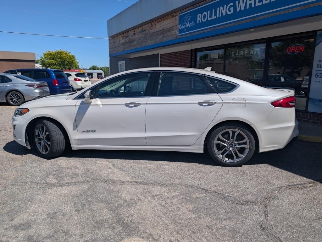 Ford Fusion Hybrid Titanium 2019
