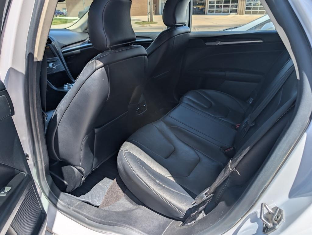 Ford Fusion Hybrid Titanium 2019