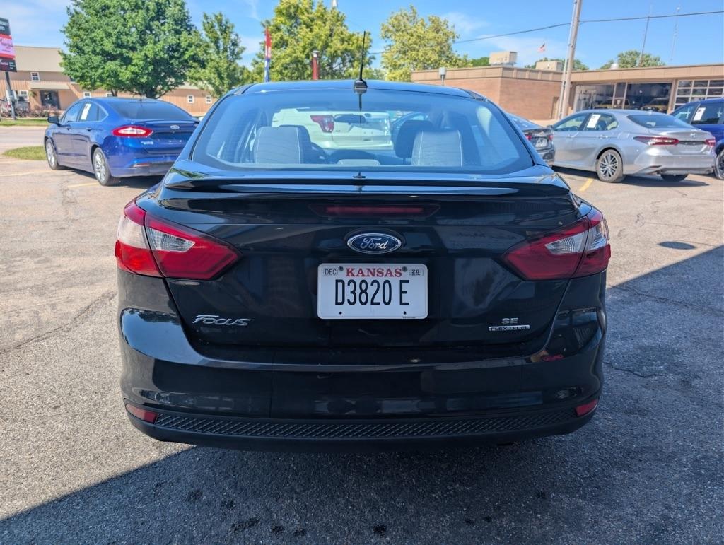 Ford Focus SE Sedan 2014