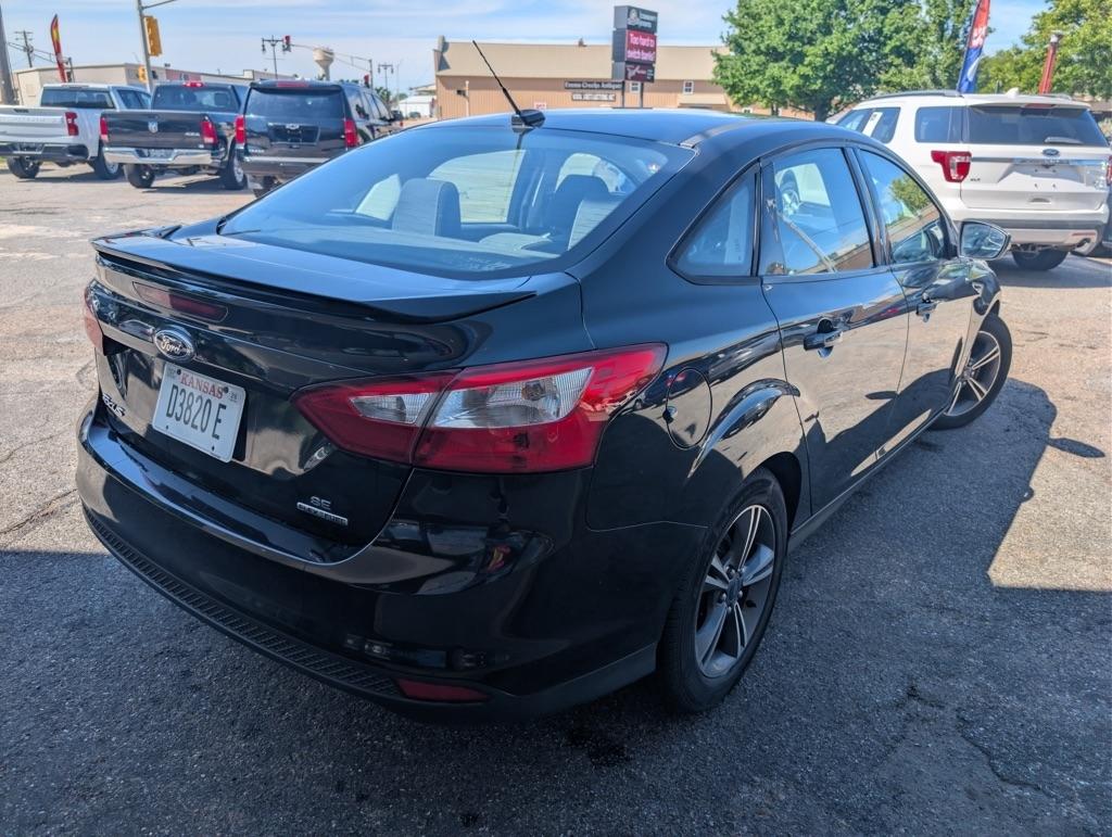 Ford Focus SE Sedan 2014