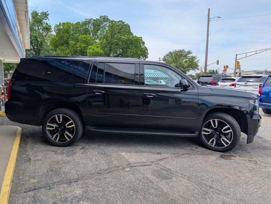 Chevrolet Suburban  2019