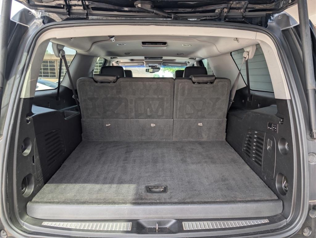 Chevrolet Suburban  2019