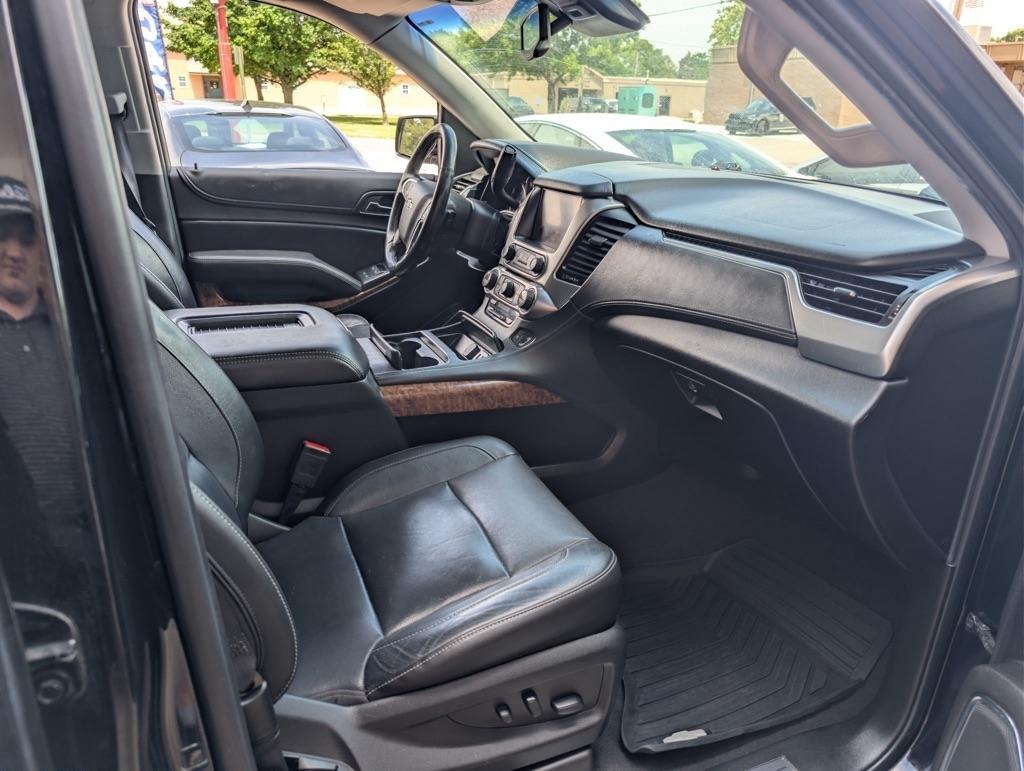 Chevrolet Suburban  2019