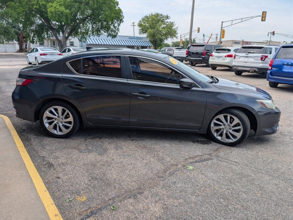 Acura ILX 8-Spd AT 2016