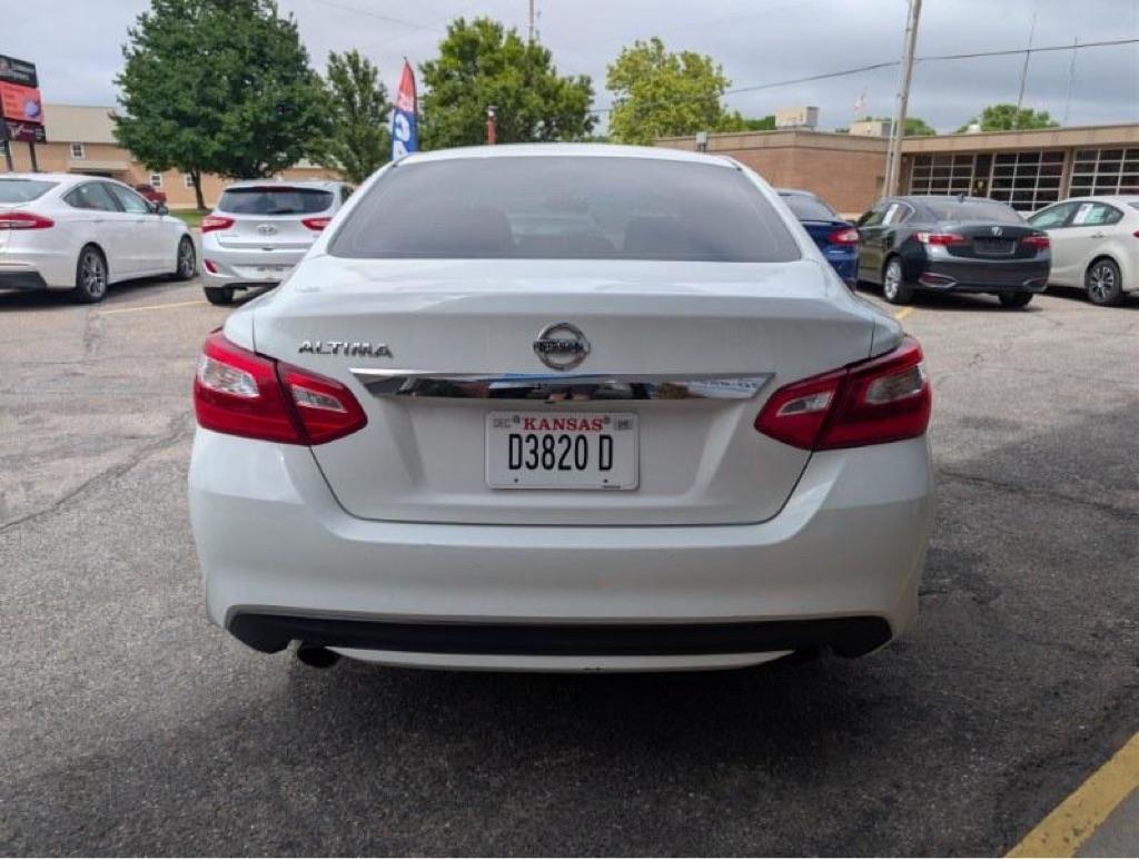 Nissan Altima 2.5 S 2016