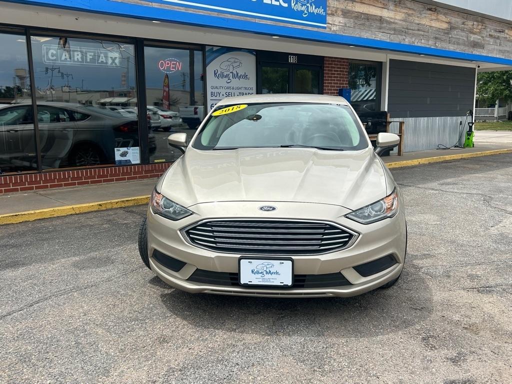 Ford Fusion Hybrid S 2018