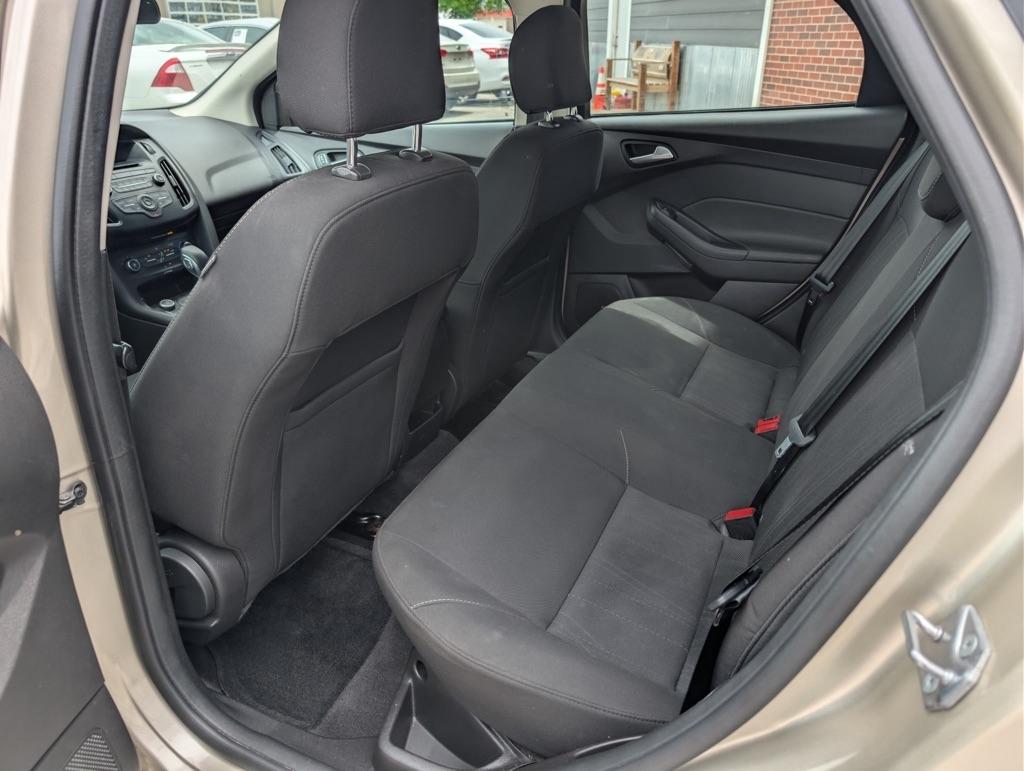 Ford Focus SE Sedan 2017