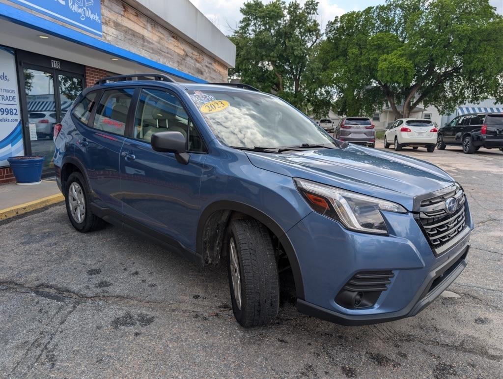 Subaru Forester Base 2023