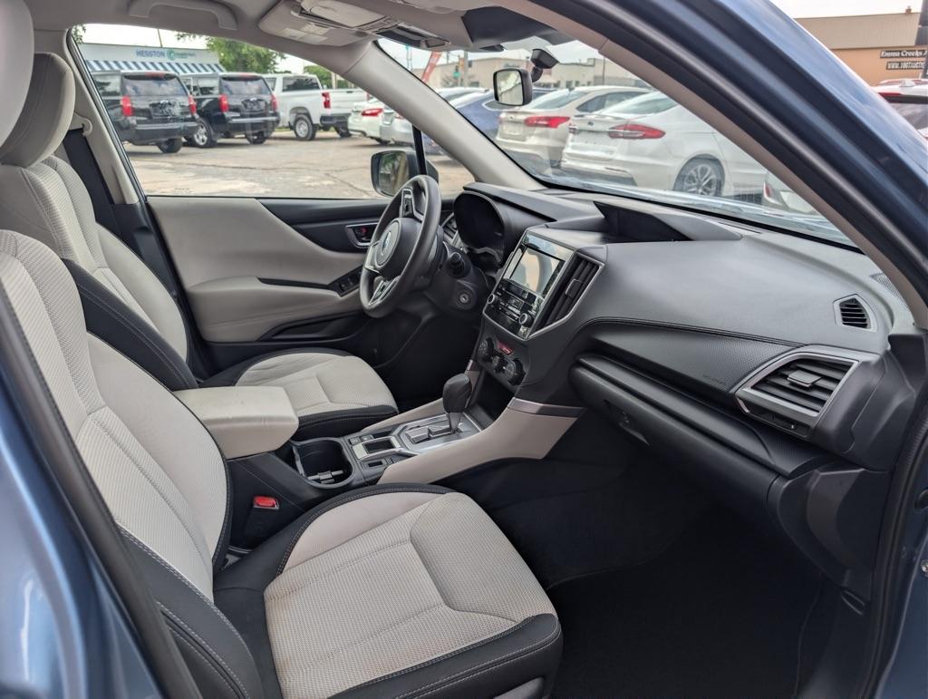 Subaru Forester Base 2023
