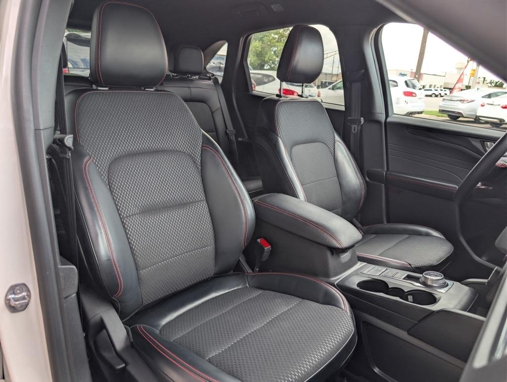 Ford Escape ST-Line Select  Hybrid AWD 2024