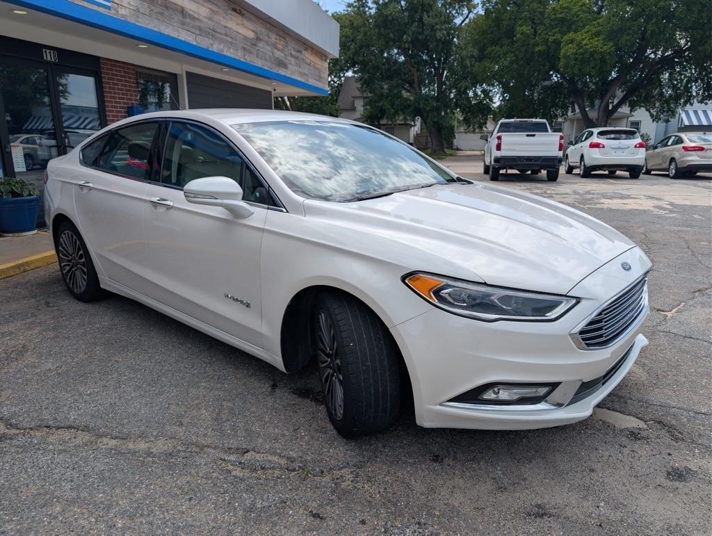 Ford Fusion Hybrid Titanium 2018