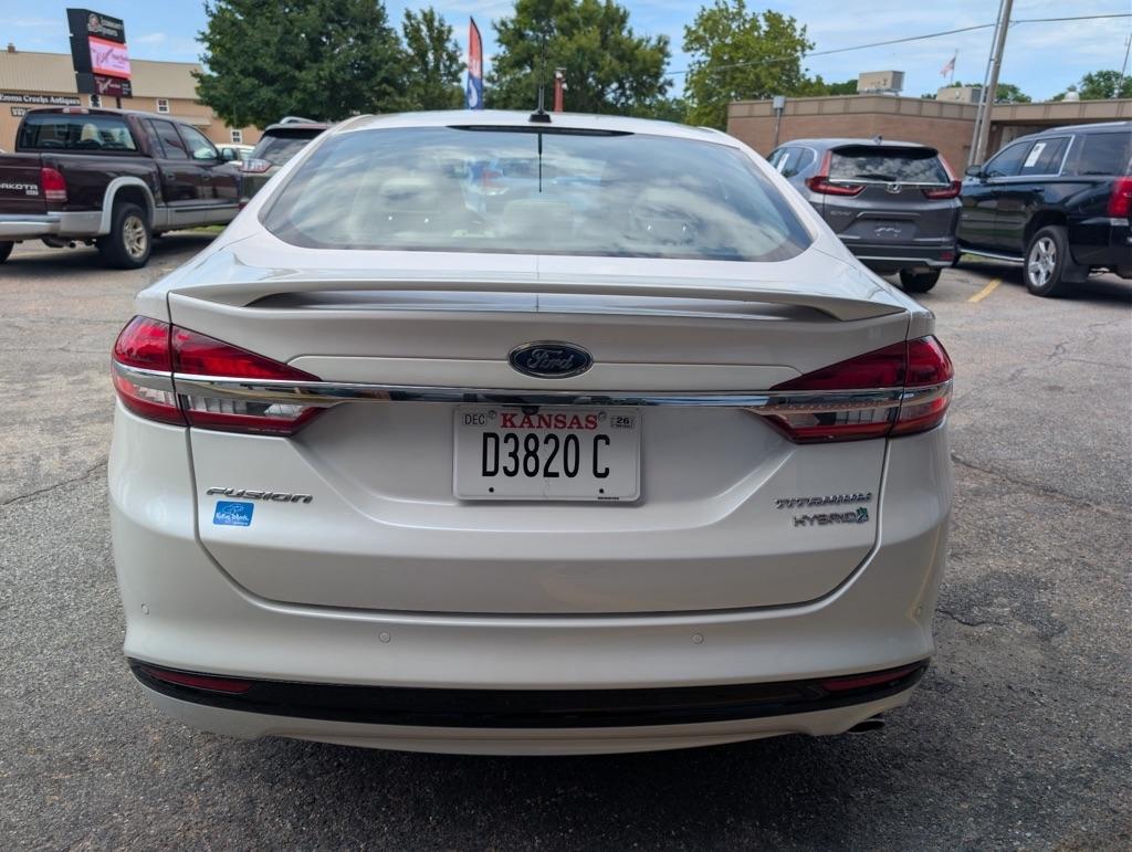 Ford Fusion Hybrid Titanium 2018