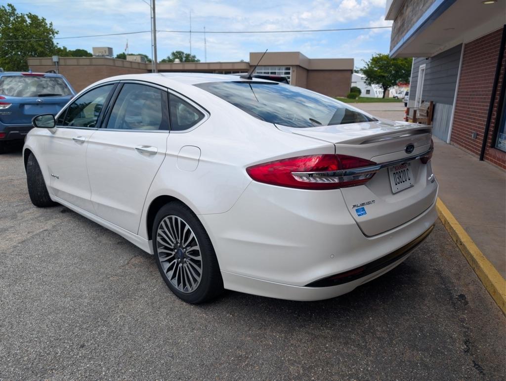 Ford Fusion Hybrid Titanium 2018
