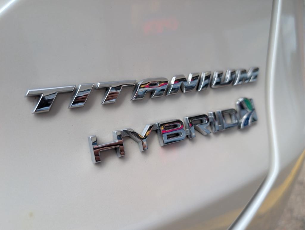 Ford Fusion Hybrid Titanium 2018